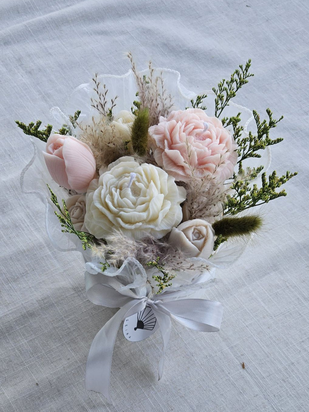 Arreglo de flores de vela