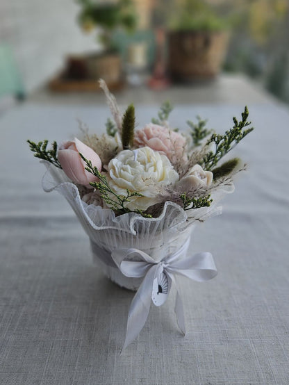 Arreglo de flores de vela
